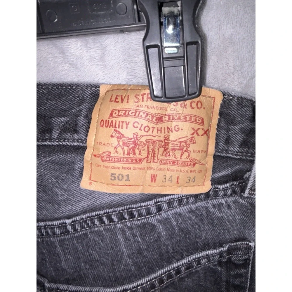 Vintage Levis 501 Jeans Men's 32x32 (Tag 34x34) Black Button Fly Made In USA